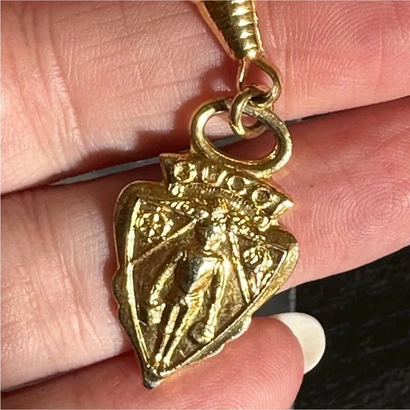 Authentic Gucci Vintage Charm - Picture 3 of 7